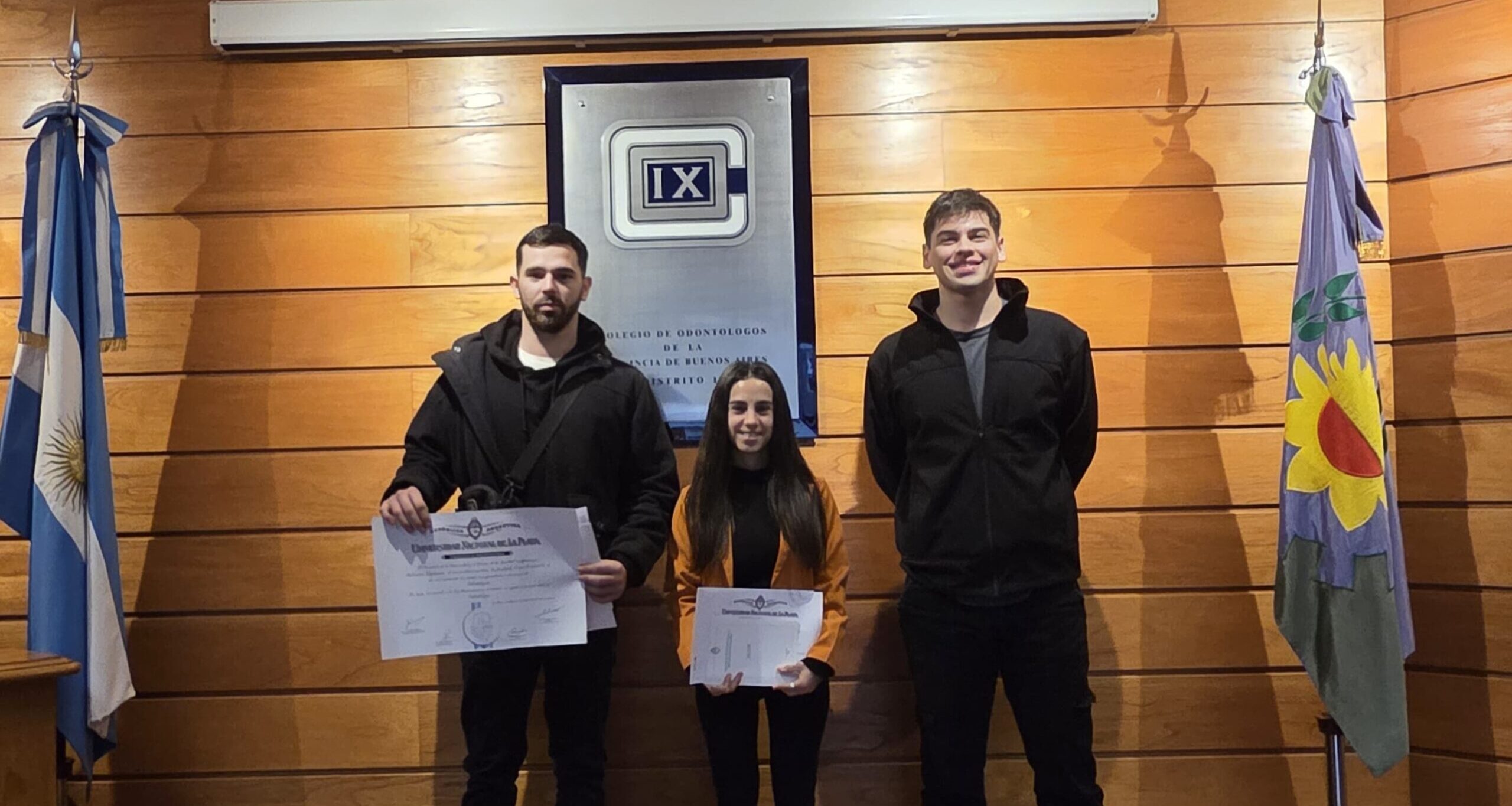 Nuevos profesionales se suman al Colegio de Odontólogos